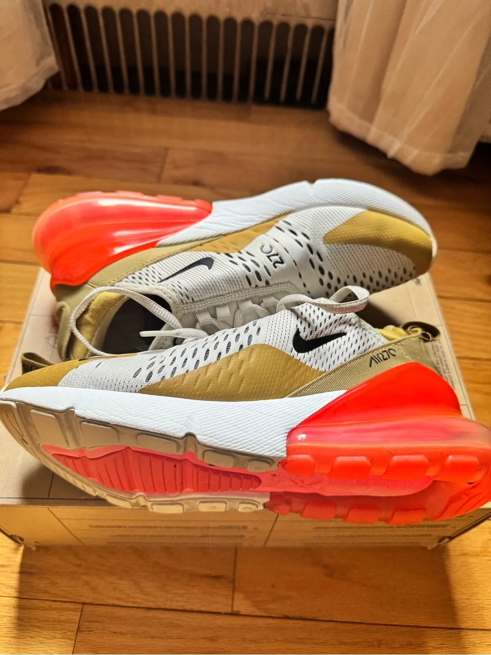 Nike Air Max 270 